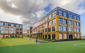 The Space To Stay Aparthotel